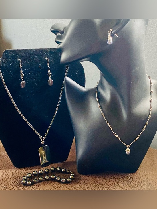 Liz Claiborne Jewelry - Liz Claiborne dark pearl acorn Necklace and Black Hematite dog tag necklace set